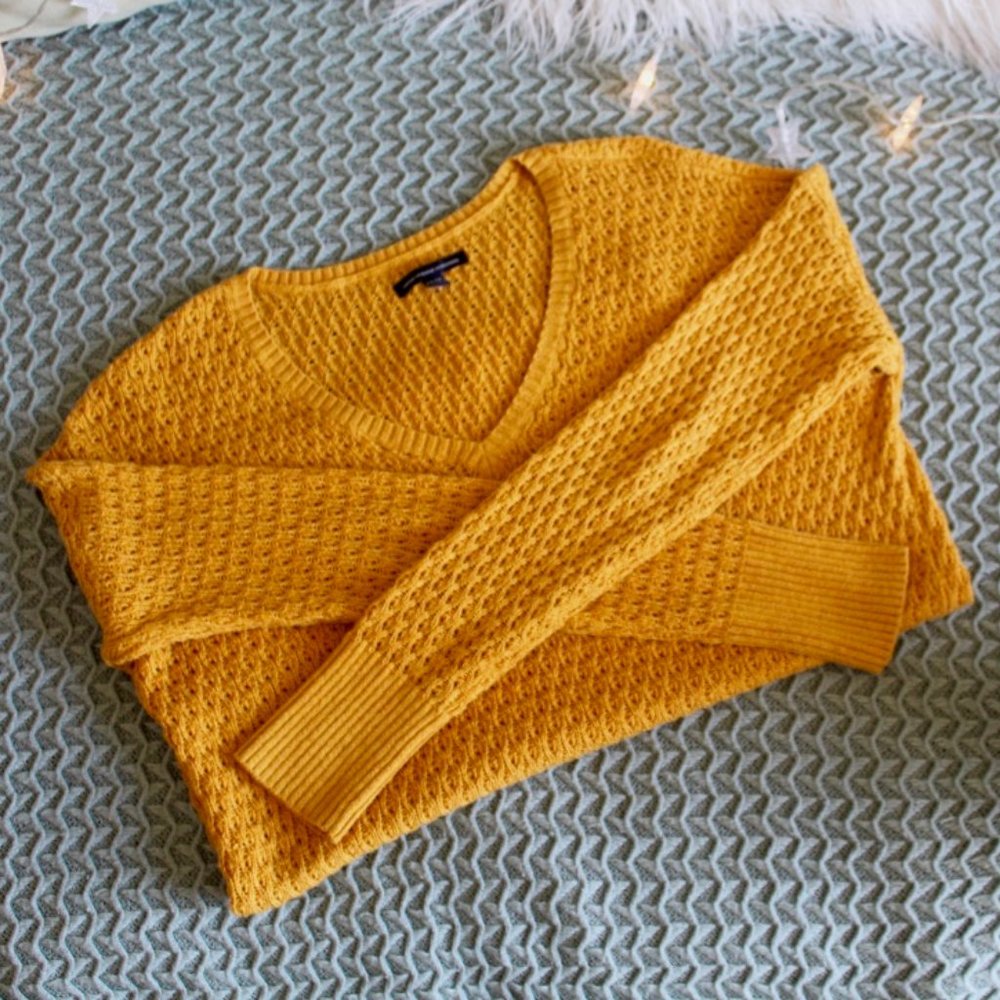 American Eagle Mustard Yellow knit sweater